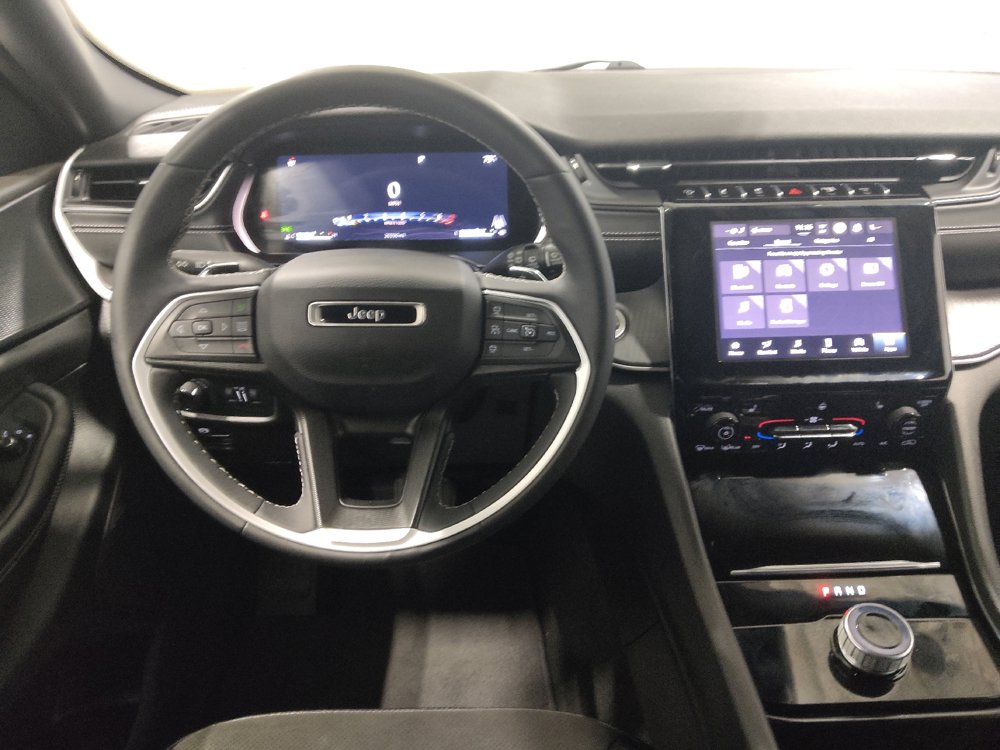 Used 2023 Jeep Grand Cherokee Altitude AWD/4WD image 22