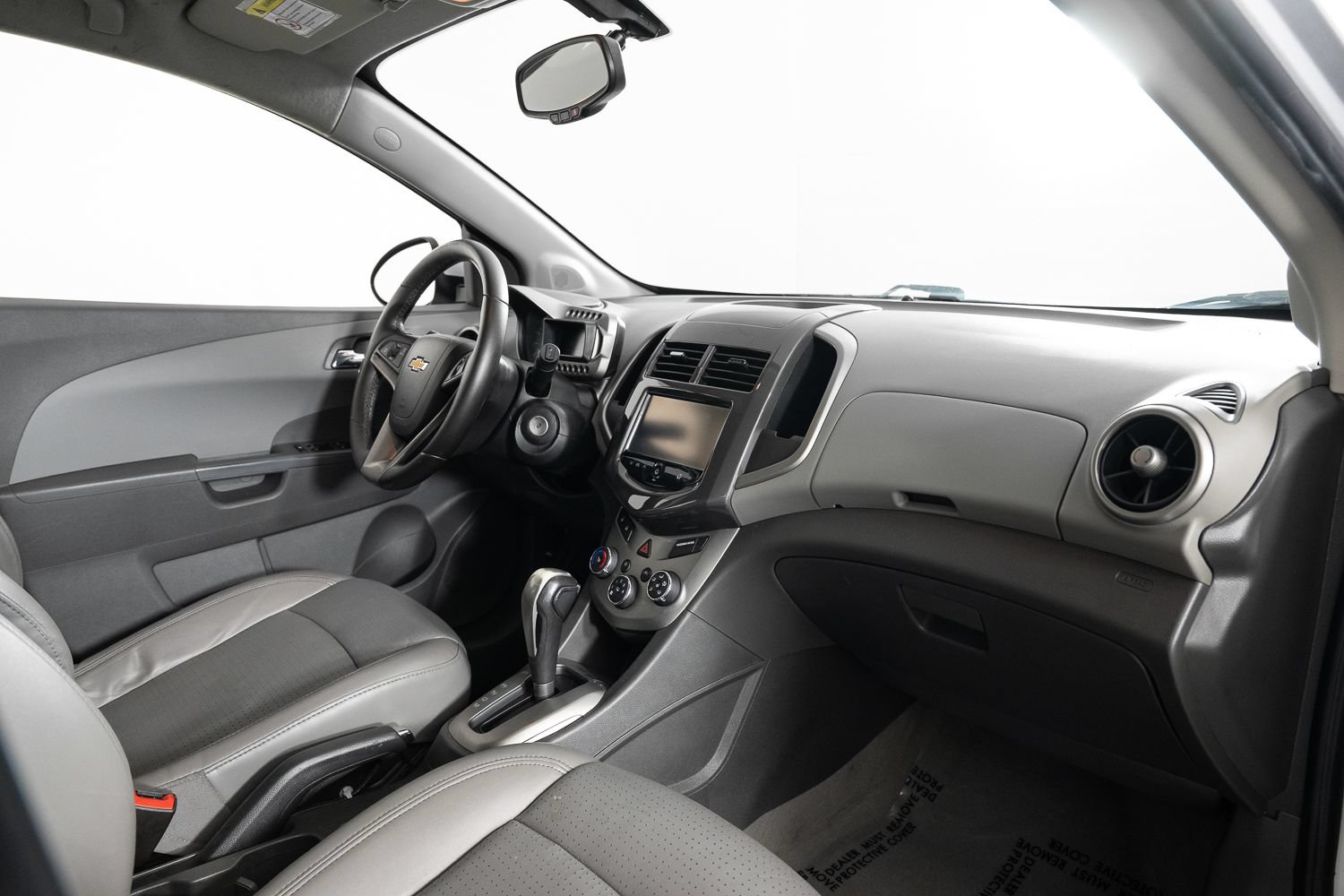Used 2015 Chevrolet Sonic LTZ FWD image 25