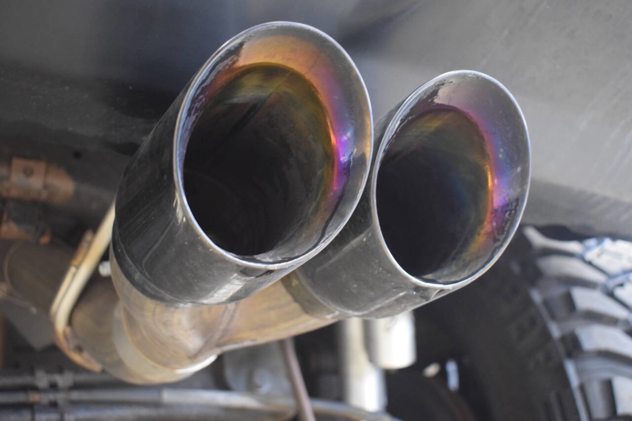 Used 2003 HUMMER H2 w/ Preferred Equipment Group image 34