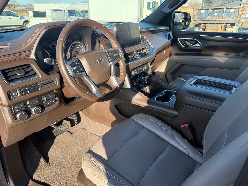 Used 2021 Chevrolet Tahoe Z71 w/ Z71 Signature Package image 11