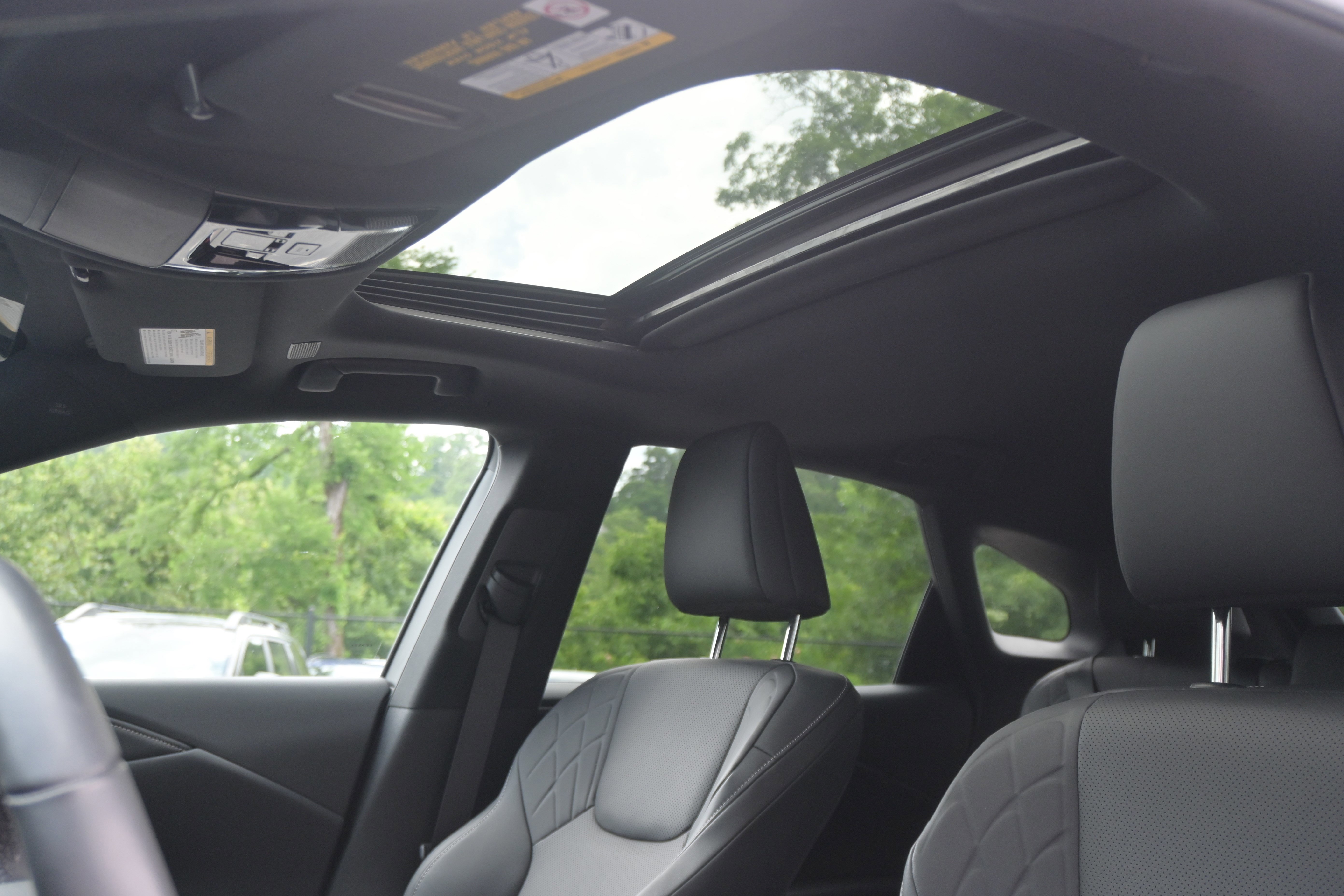 Used 2023 Lexus RX 350 Premium w/ Cold Area Package AWD/4WD image 30
