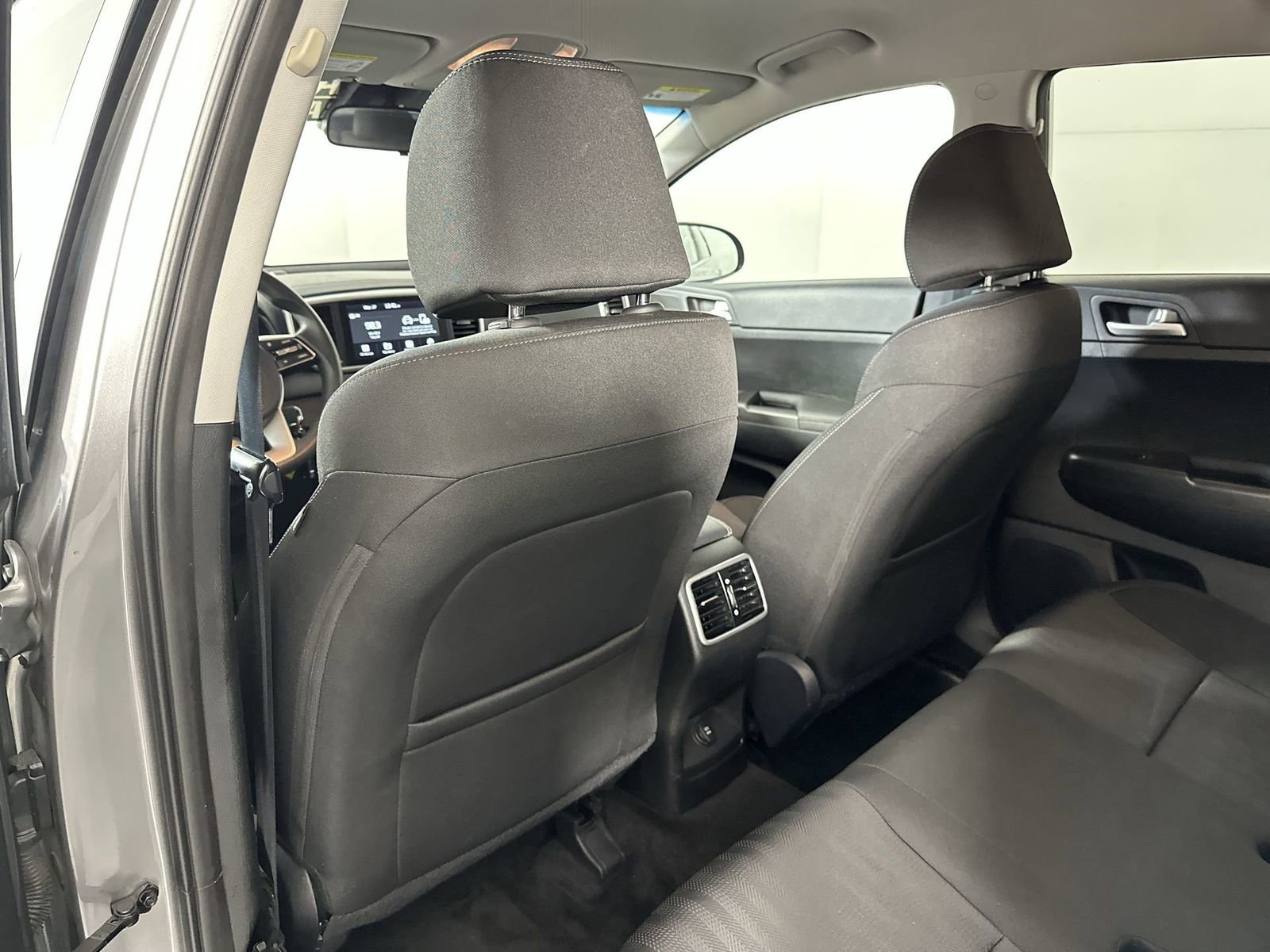 Used 2022 Kia Sportage LX image 23