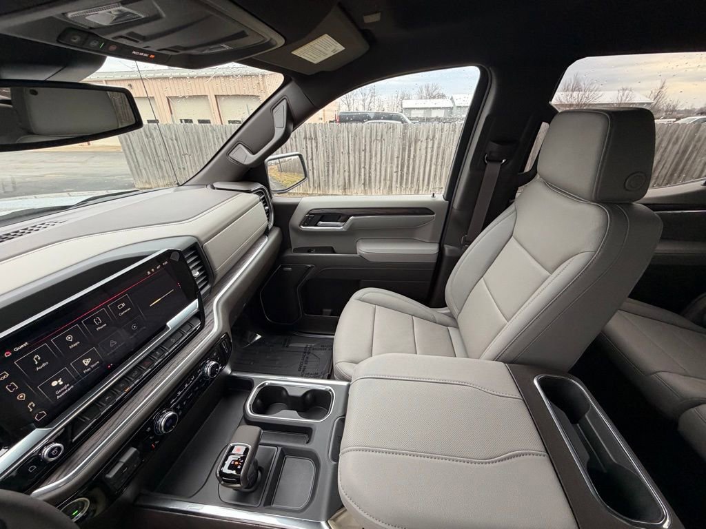 New 2026 GMC Sierra 1500 SLT w/ SLT Premium Package image 11