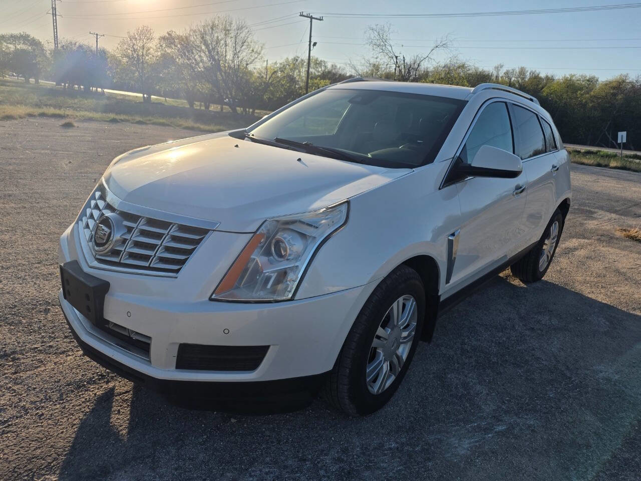 Used 2014 Cadillac SRX Luxury w/ Driver Awareness Package FWD image 5