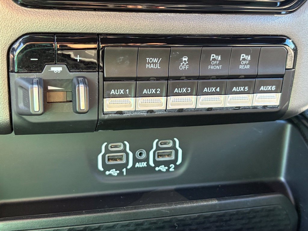 Used 2022 RAM 2500 Laramie AWD/4WD image 17