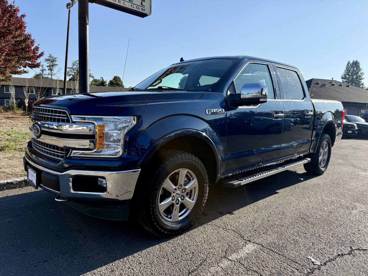 Used 2019 Ford F150 Lariat image 1