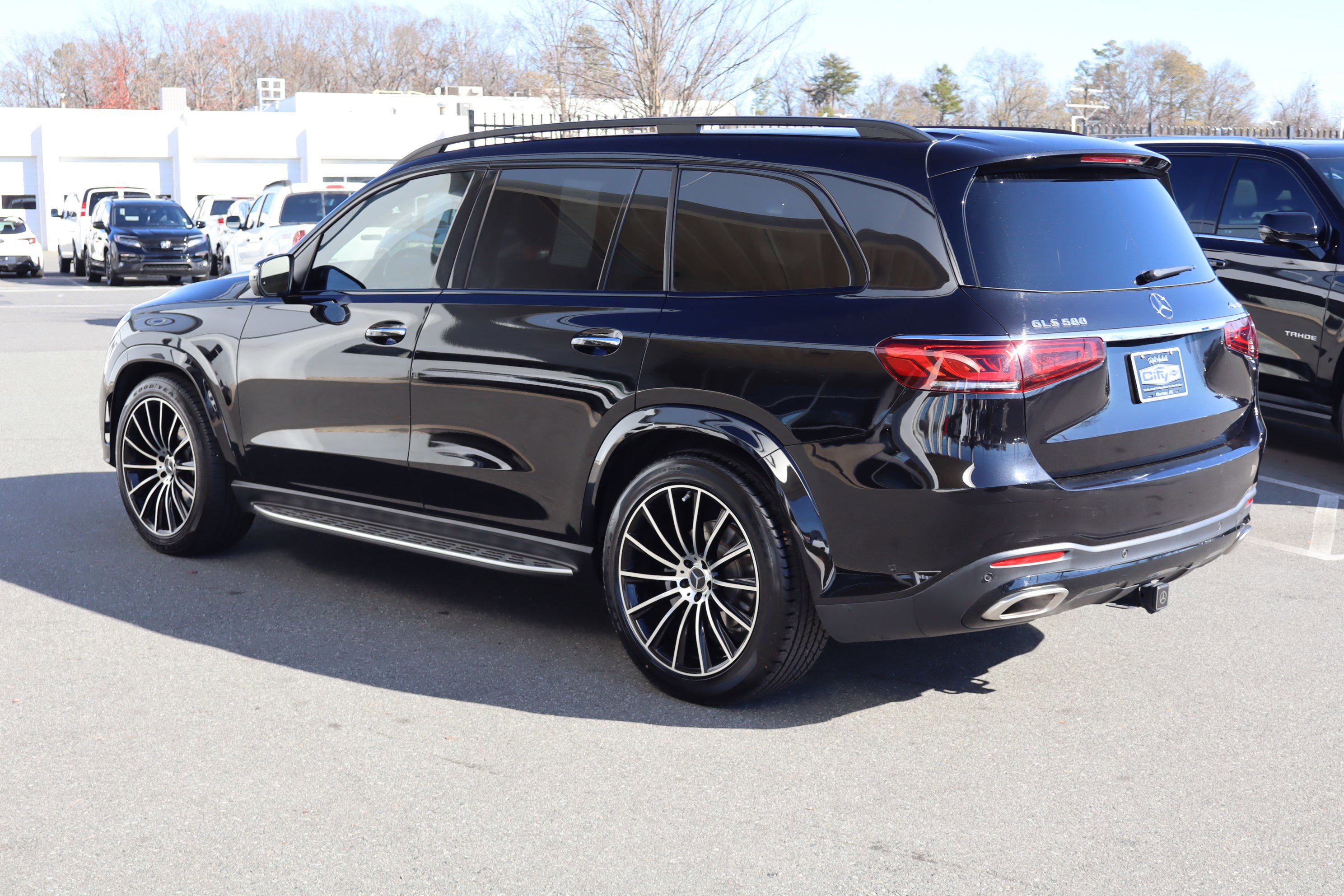 Used 2021 Mercedes-Benz GLS 580 4MATIC image 8