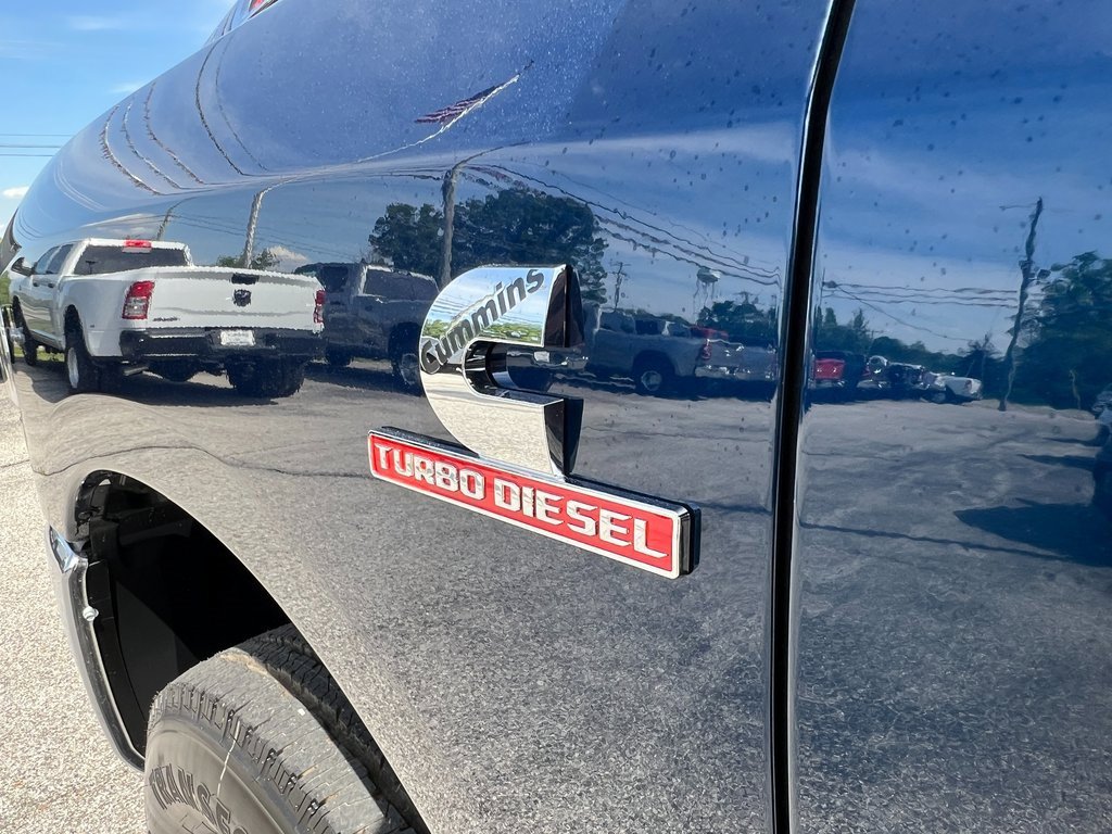 New 2024 RAM 2500 Tradesman w/ Chrome Appearance Group image 4
