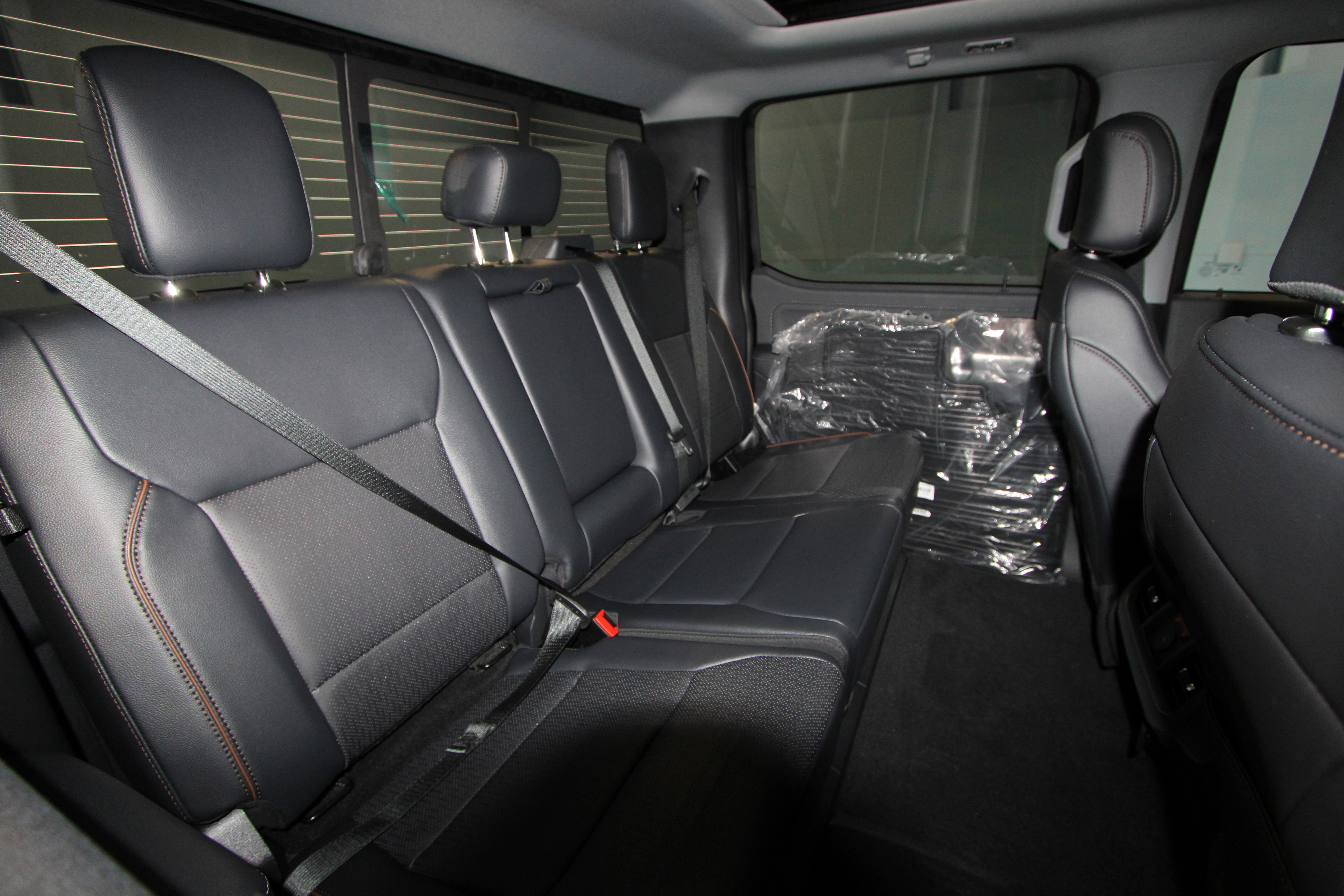 New 2025 Ford F250 Lariat w/ Lariat Ultimate Package AWD/4WD image 26