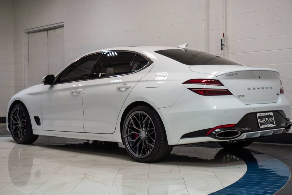 Used 2023 Genesis G70 3.3T w/ Sport Prestige Package RWD image 36