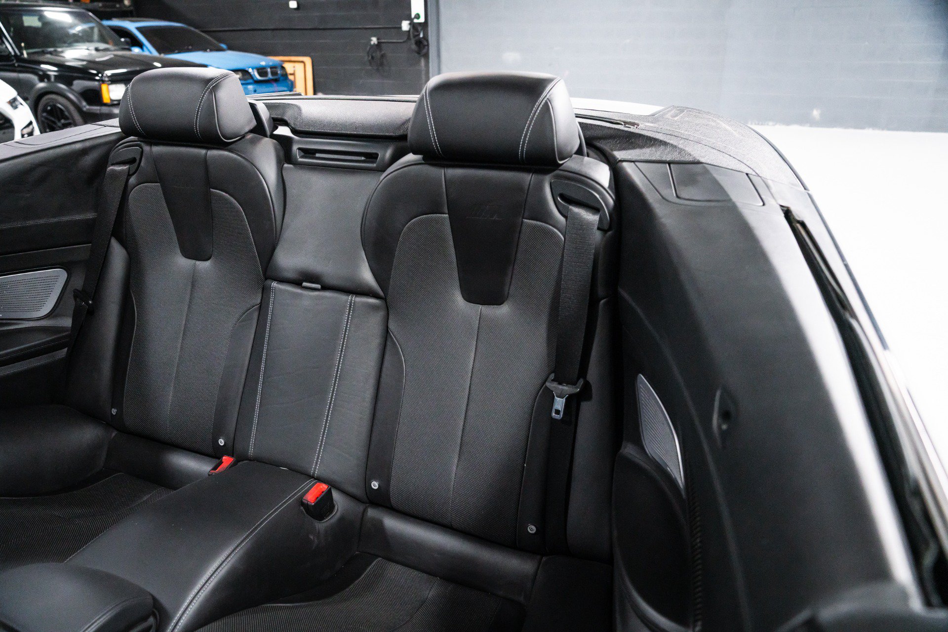 Used 2013 BMW M6 Convertible RWD image 28