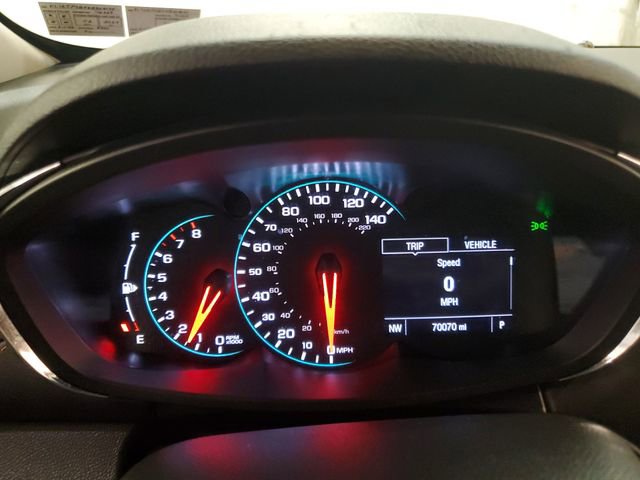 Used 2019 Chevrolet Trax LT w/ LT Convenience Package AWD/4WD image 16