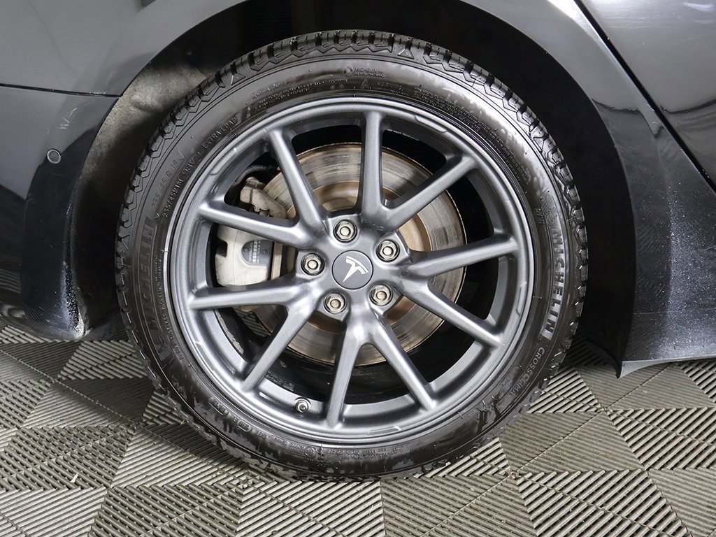 Used 2018 Tesla Model 3 Long Range image 22