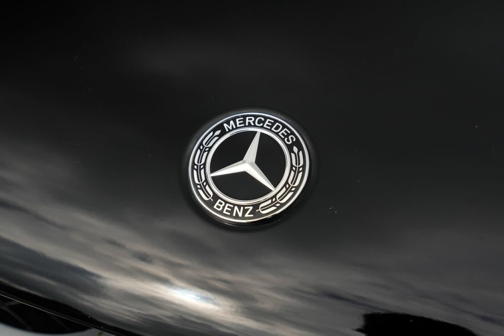 Used 2018 Mercedes-Benz GLC 300 4MATIC image 8