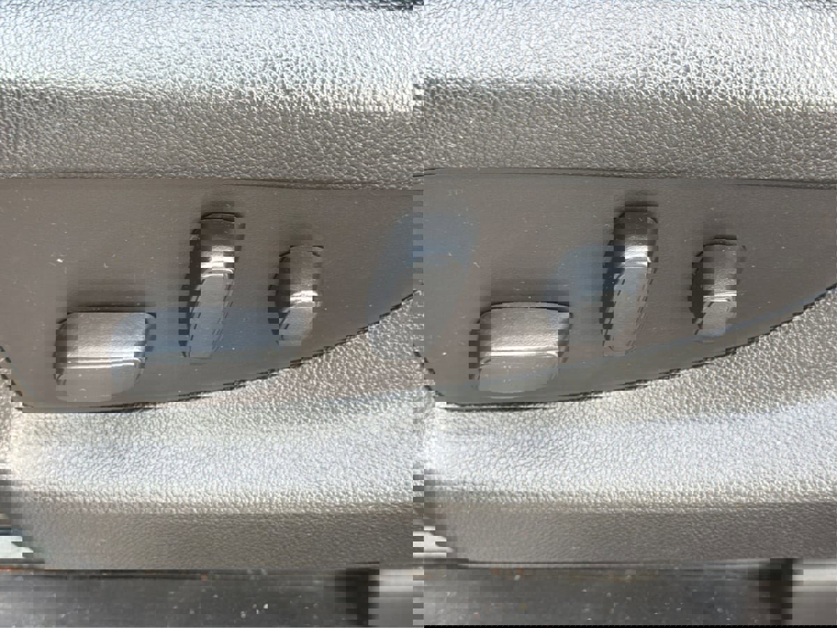 Used 2019 GMC Yukon Denali image 31