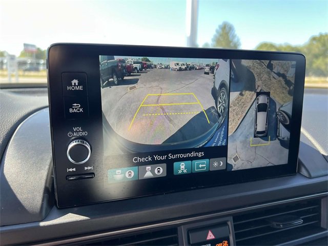 Used 2025 Honda Pilot TrailSport image 20