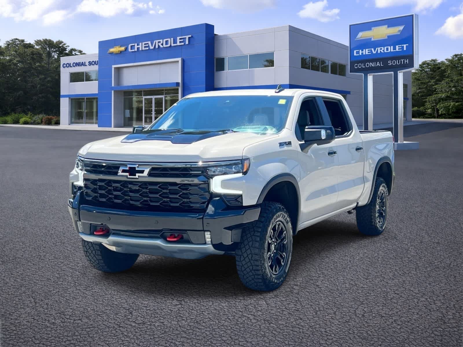 Used 2026 Chevrolet Silverado 1500 ZR2 w/ LPO, Dark Essentials Package AWD/4WD video 2