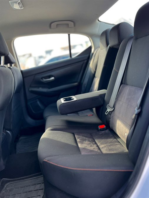 Used 2022 Nissan Sentra SR w/ Midnight Edition image 26