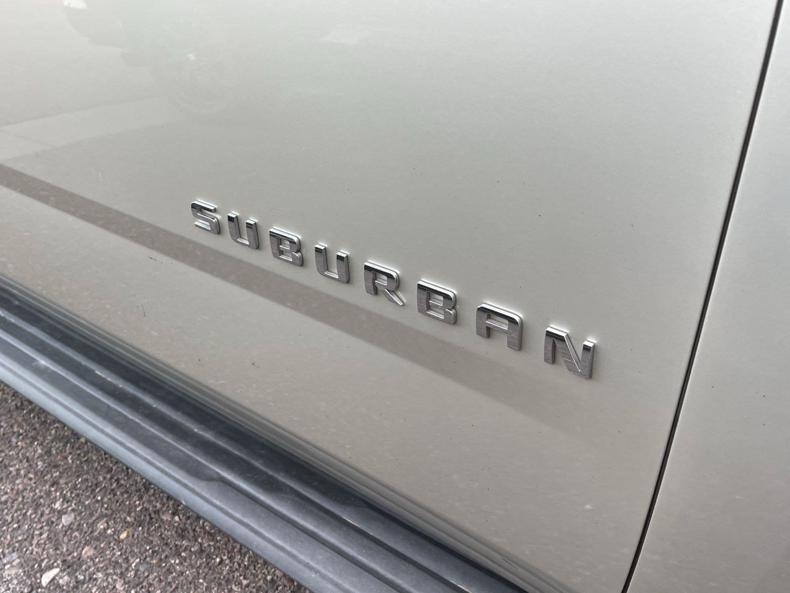 Used 2016 Chevrolet Suburban LT w/ Max Trailering Package RWD image 4