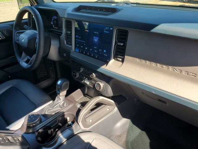 New 2024 Ford Bronco Outer Banks w/ Sasquatch Package AWD/4WD image 19