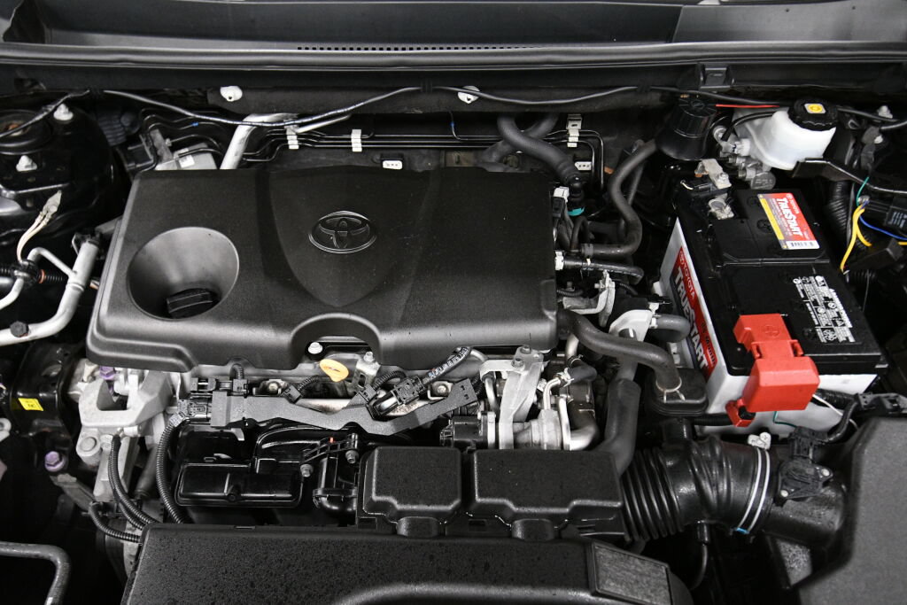 Used 2019 Toyota RAV4 LE w/ All Weather Liner Package AWD/4WD image 32