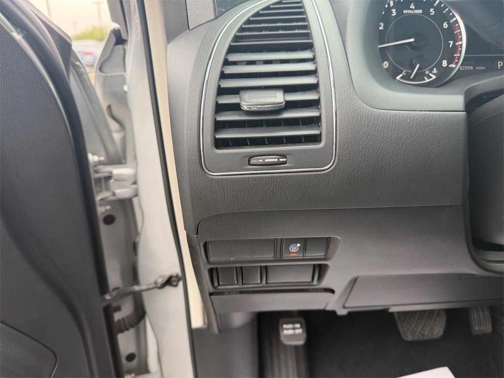 Used 2023 Nissan Armada SV image 27