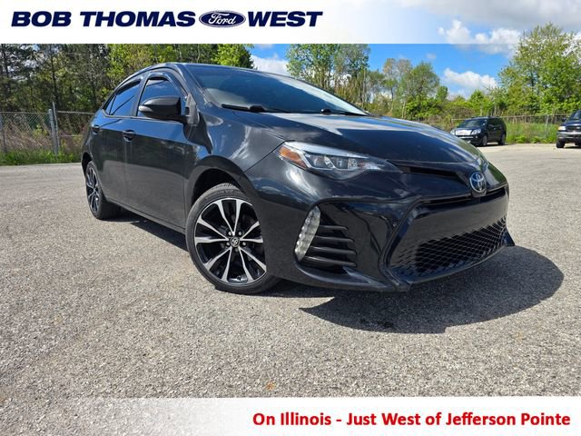 Used 2017 Toyota Corolla SE w/ SE Premium Package FWD image 1