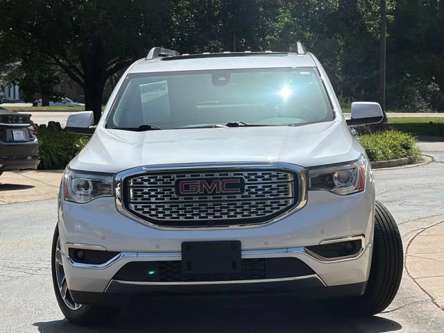 Used 2017 GMC Acadia Denali w/ Technology Package FWD image 2