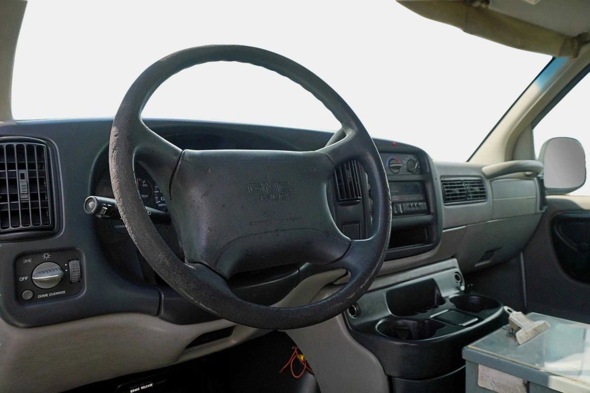 Used 1997 GMC Savana 2500 image 15