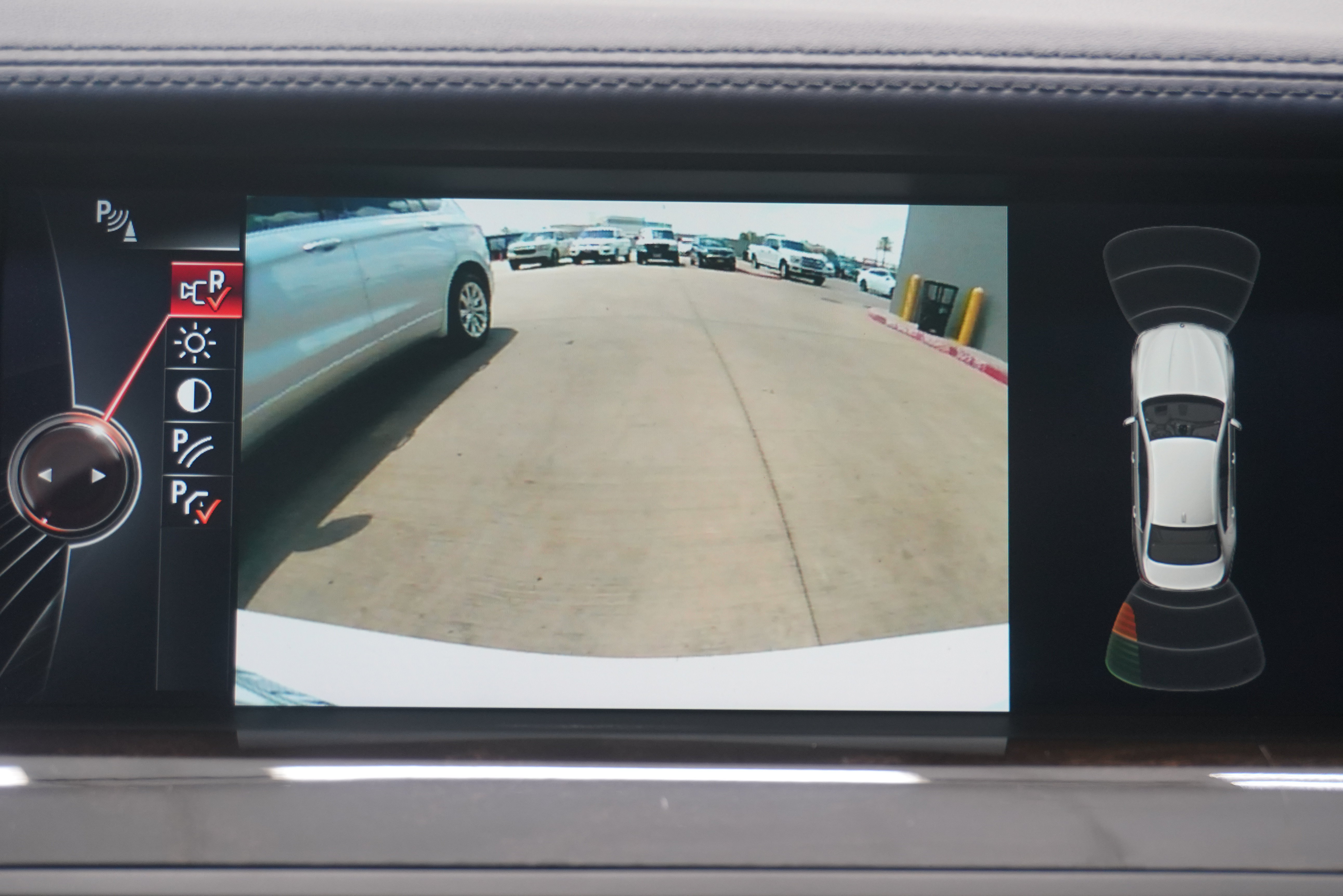 Used 2015 BMW 550i Sedan RWD image 20
