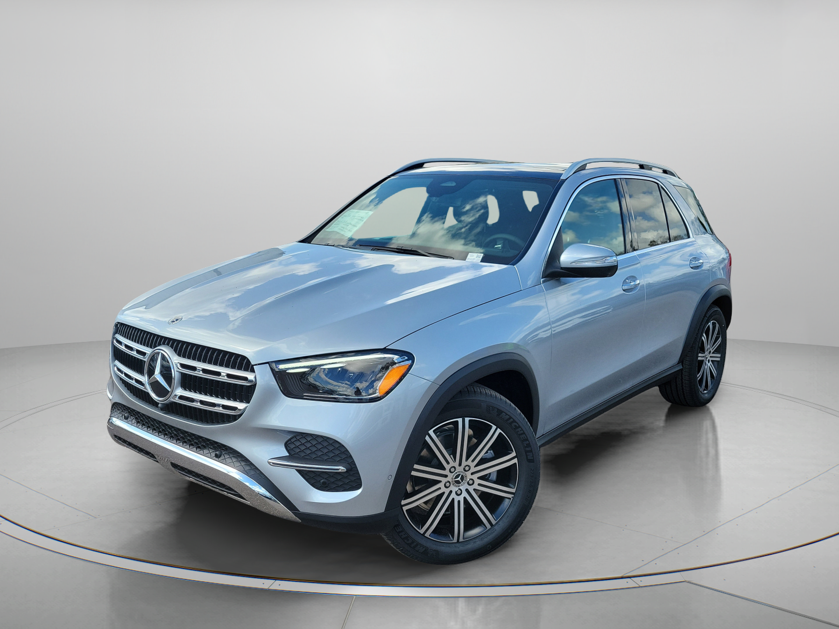 Certified 2026 Mercedes-Benz GLE 350 4MATIC image 2