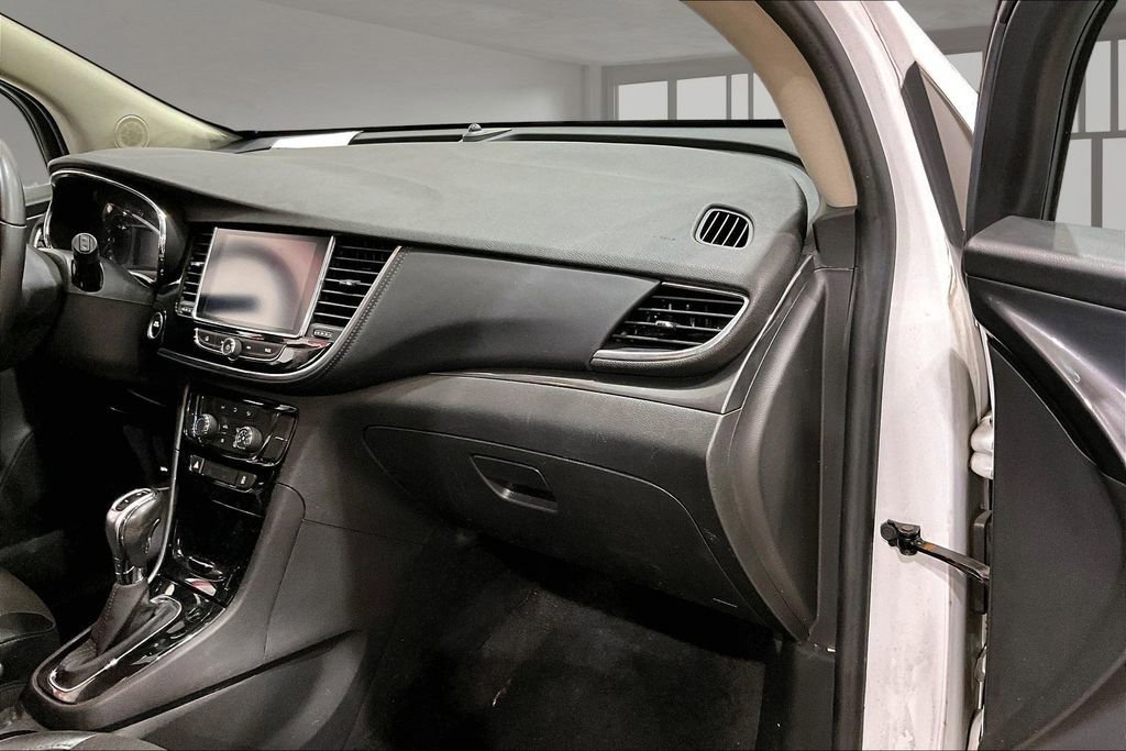 Used 2019 Buick Encore Preferred AWD/4WD image 16