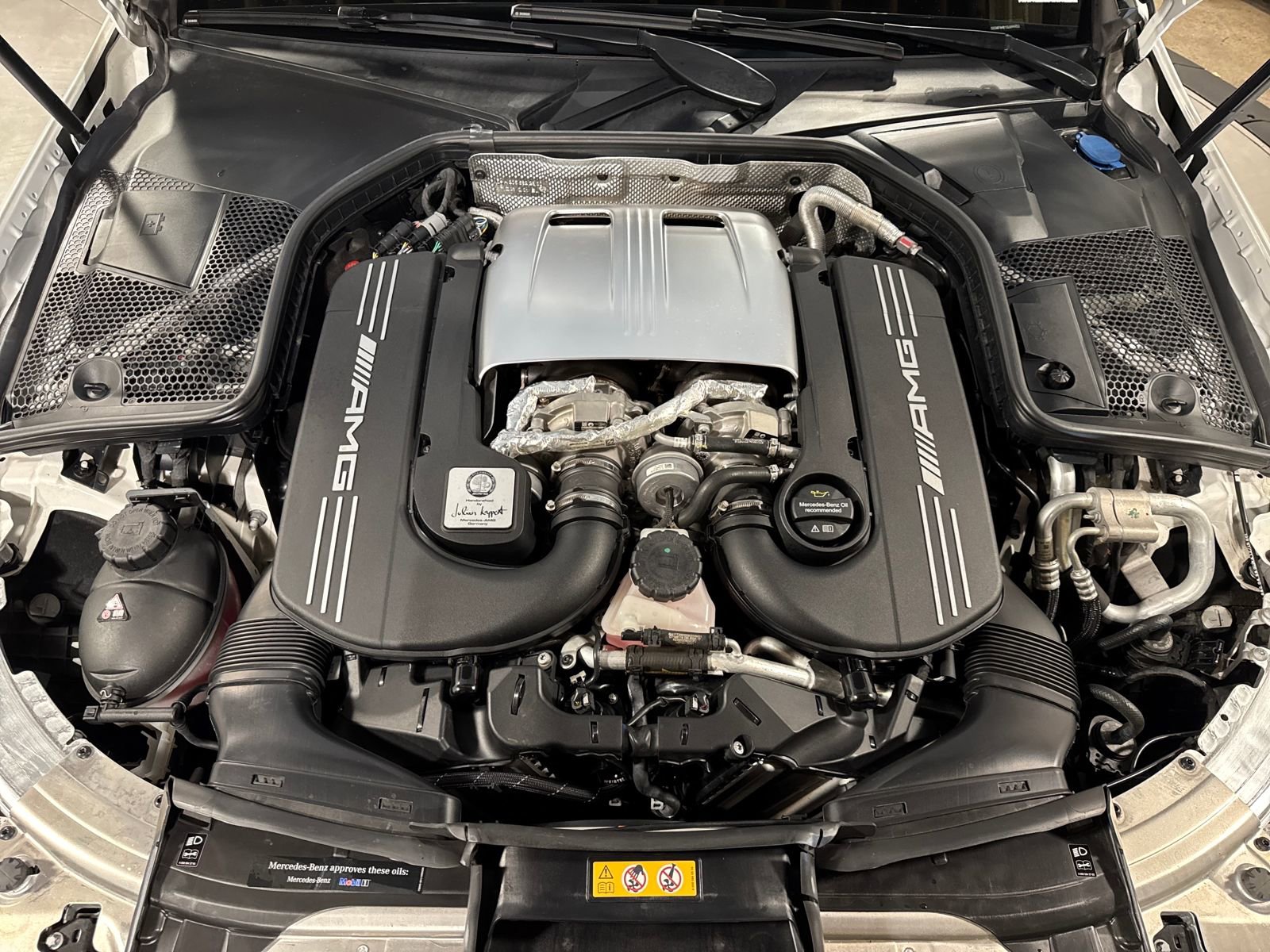 Used 2016 Mercedes-Benz C 63 AMG S image 31