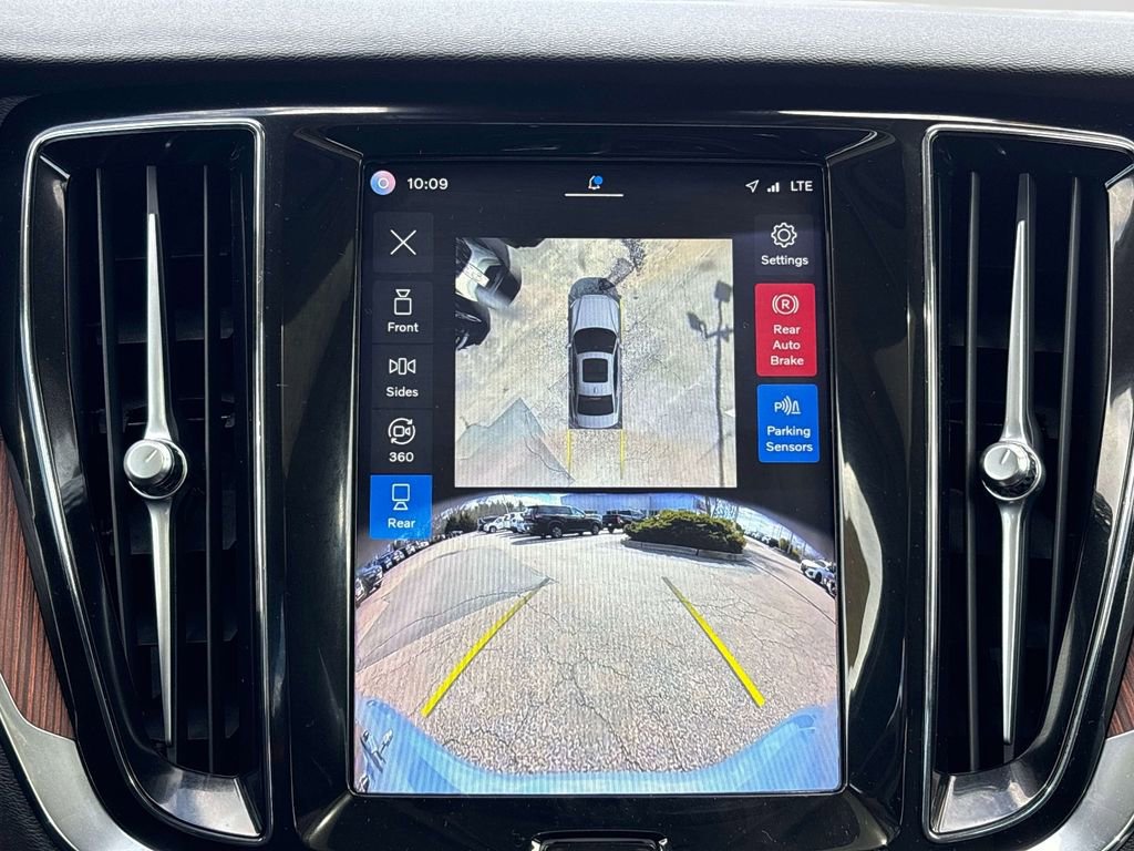 Used 2024 Volvo S60 B5 Plus image 17