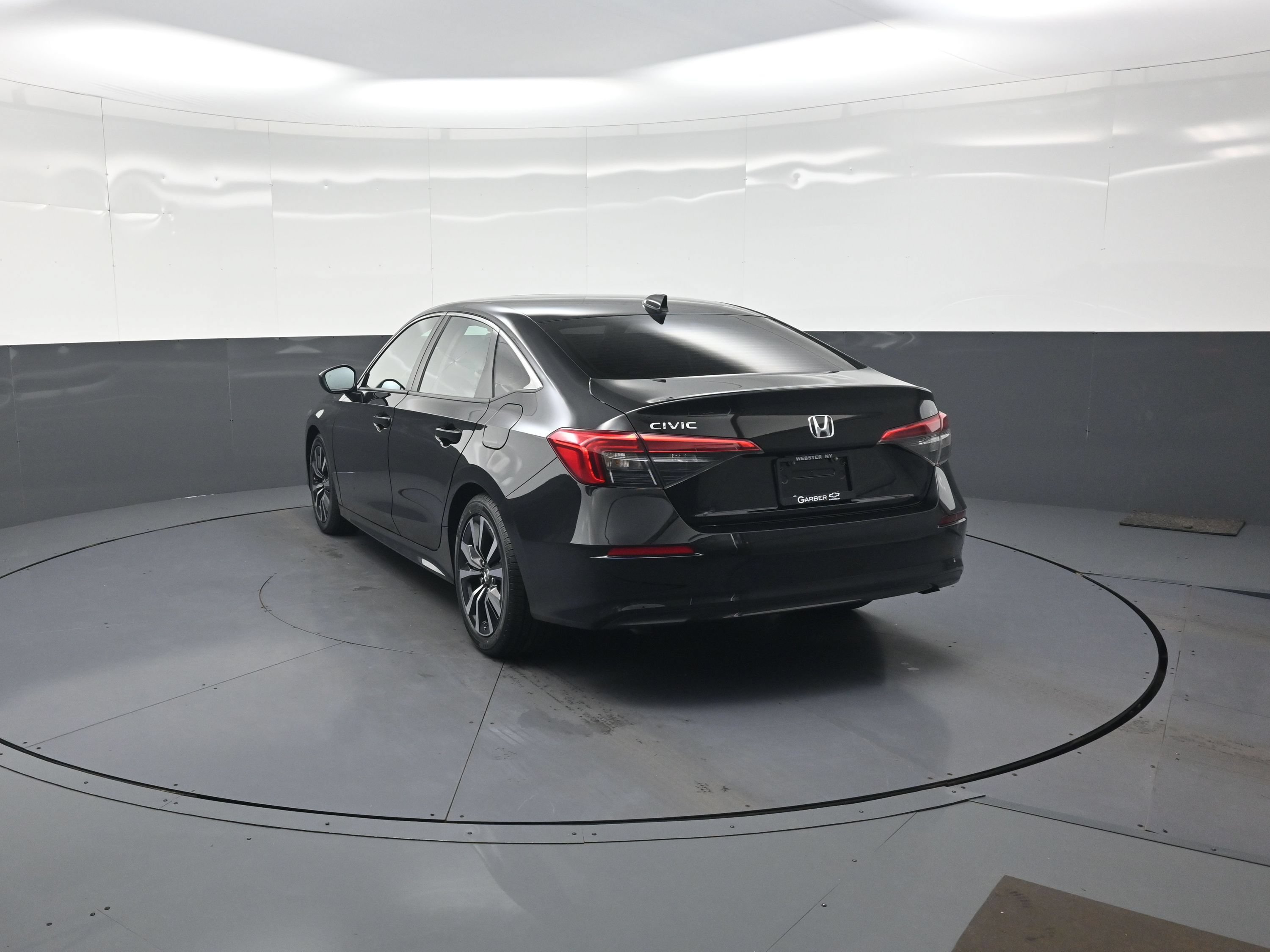 Used 2024 Honda Civic EX image 5
