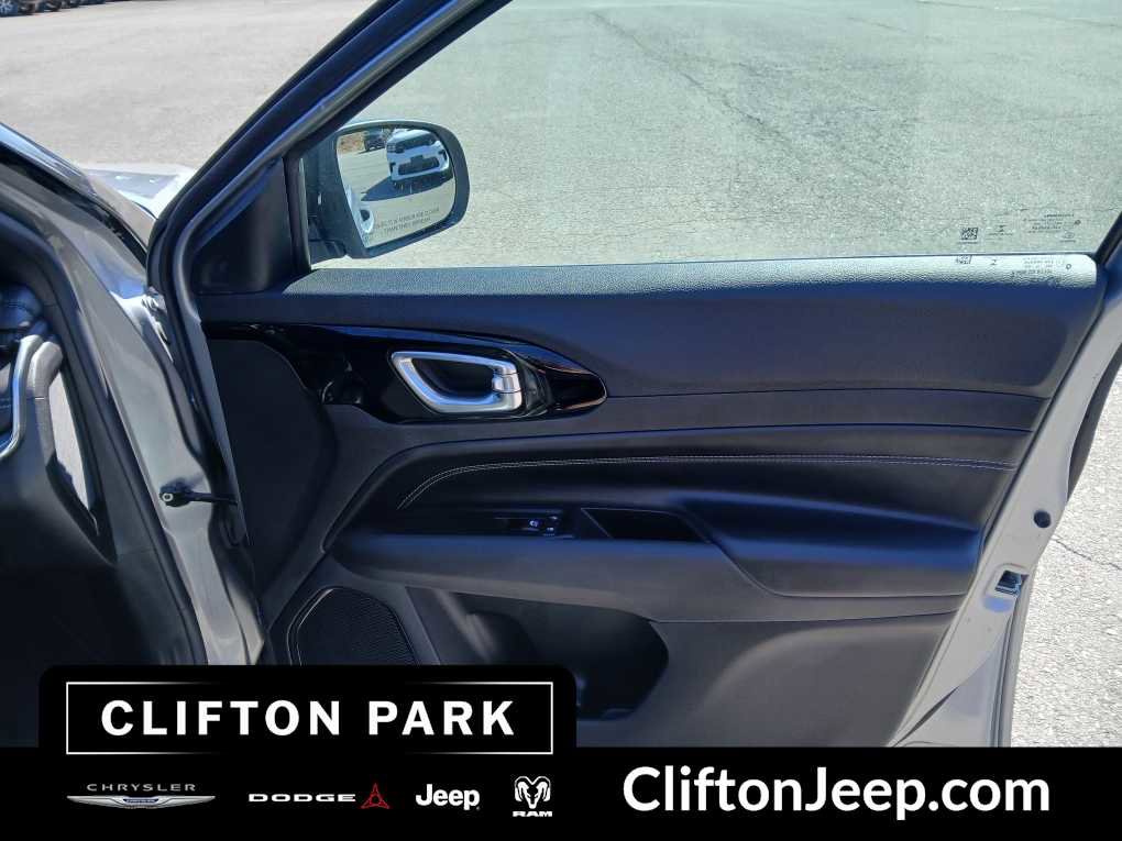 Used 2022 Jeep Compass High Altitude image 14