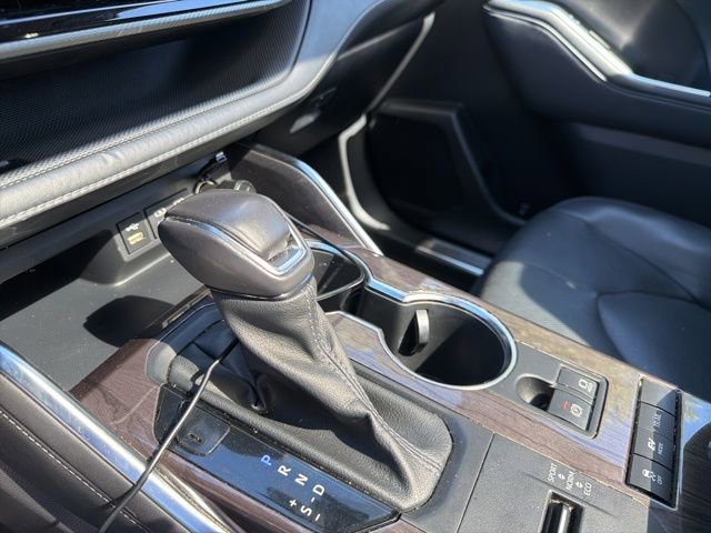 Used 2022 Toyota Highlander Platinum image 33