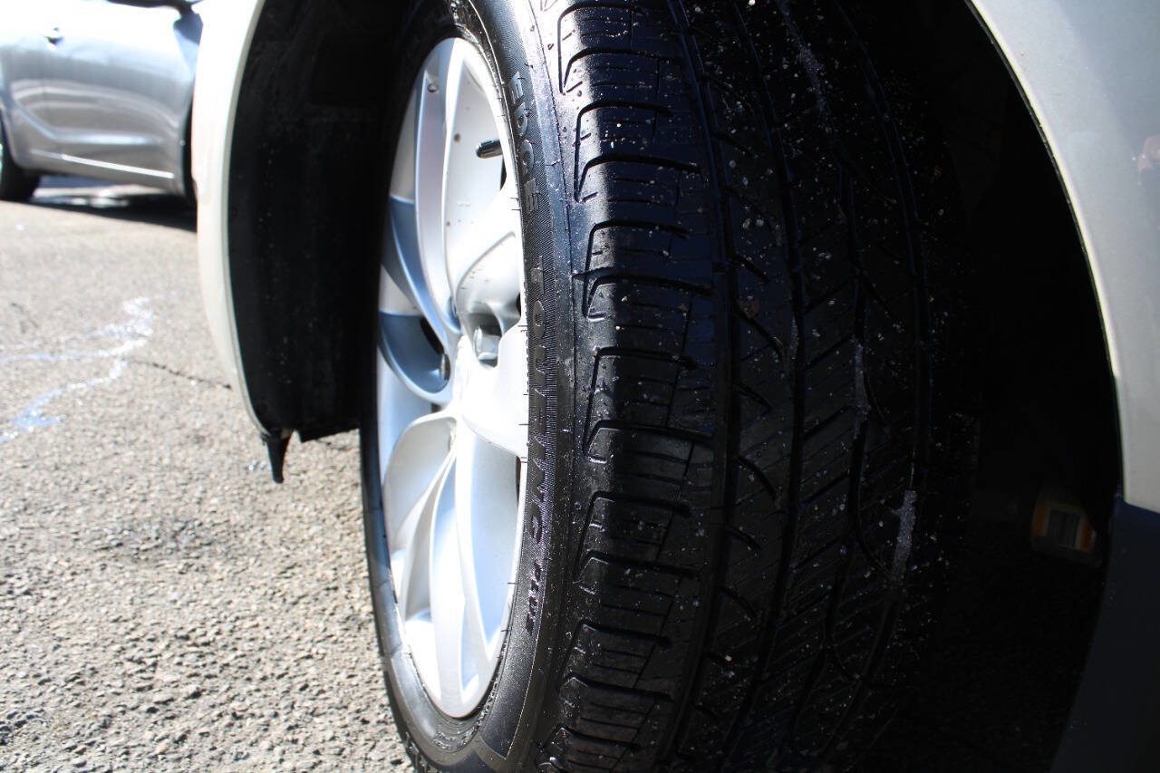 Used 2014 Buick Regal image 17