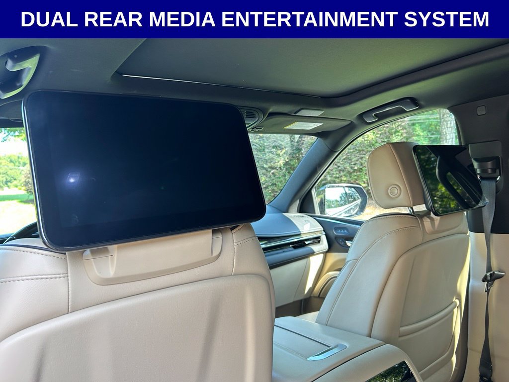 Used 2024 Cadillac Escalade ESV Premium Luxury w/ LPO, Floor Liner Package AWD/4WD image 2