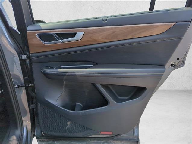 Used 2024 Volkswagen Atlas SE FWD image 21