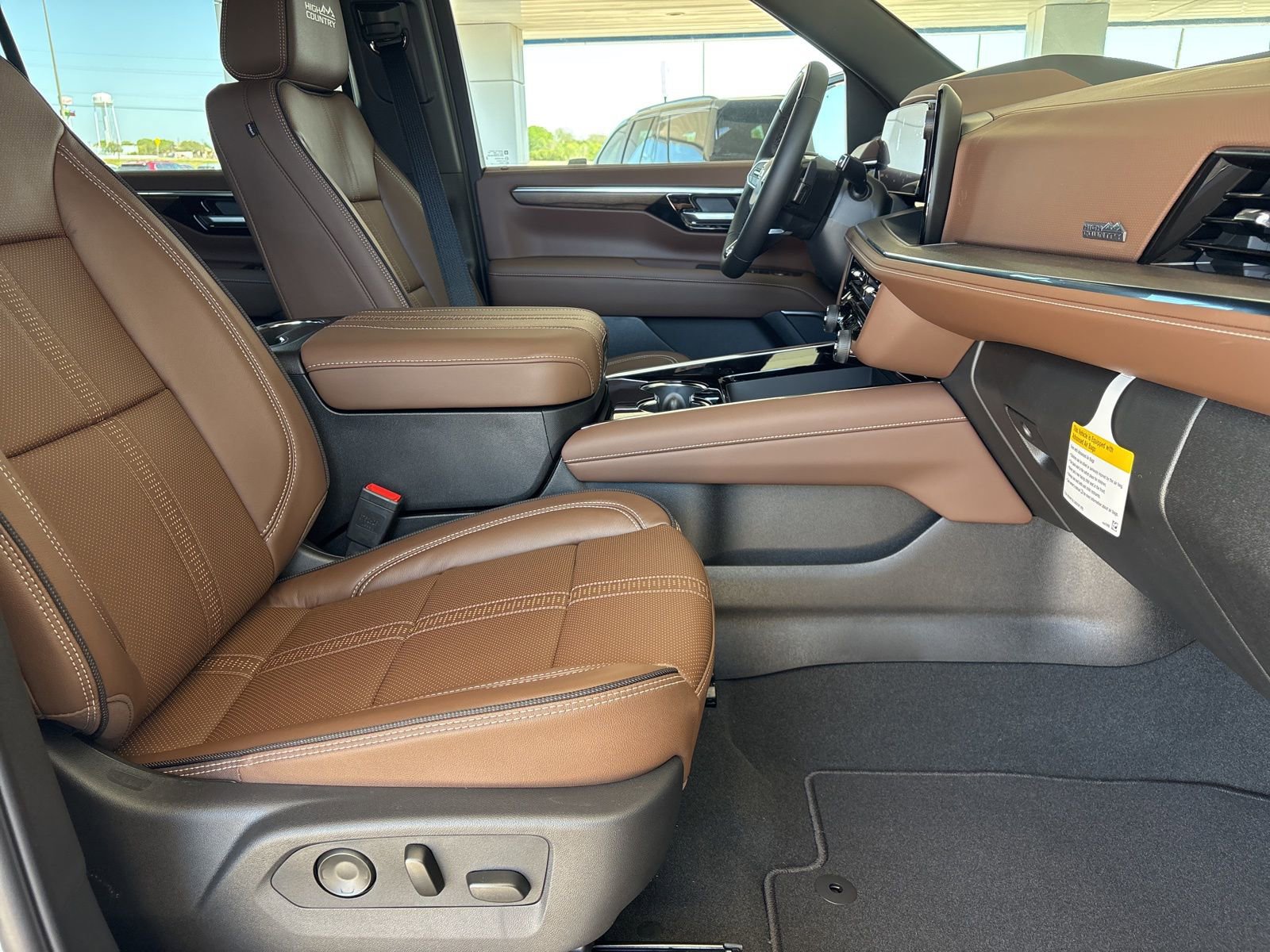 New 2026 Chevrolet Suburban High Country image 25