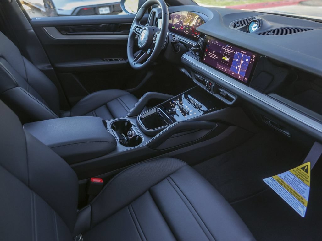 New 2026 Porsche Cayenne E-Hybrid Coupe AWD/4WD image 40