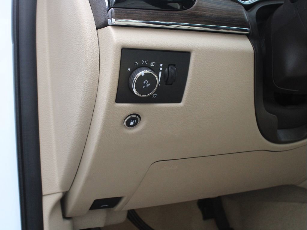 Certified 2021 Jeep Grand Cherokee Overland image 15