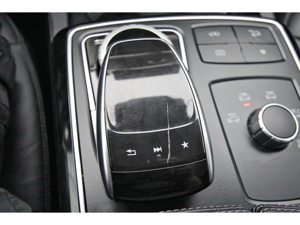 Used 2018 Mercedes-Benz GLE 43 AMG 4MATIC image 32