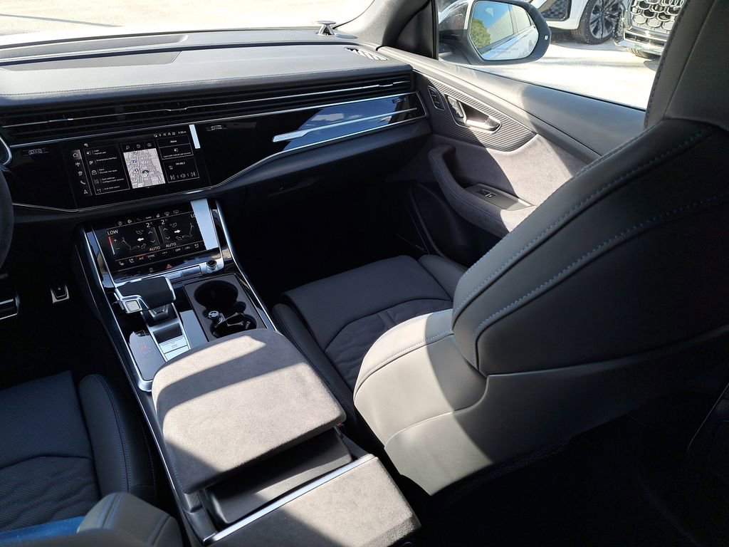New 2026 Audi RS Q8 performance image 24