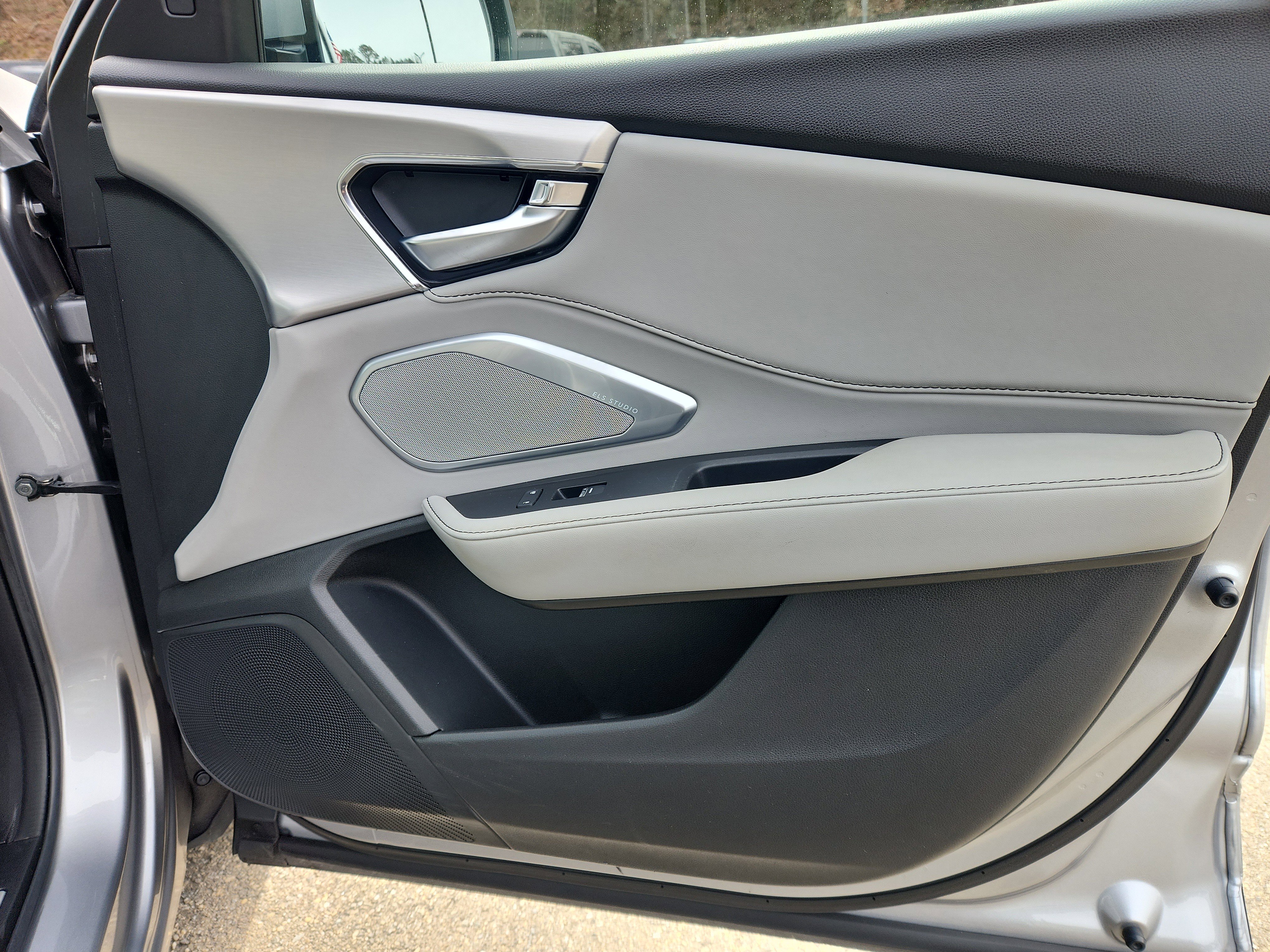 Used 2023 Acura RDX FWD w/ Technology Package image 42