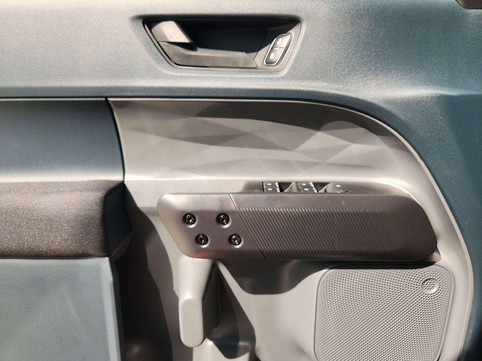 New 2026 Ford Maverick XL FWD image 19
