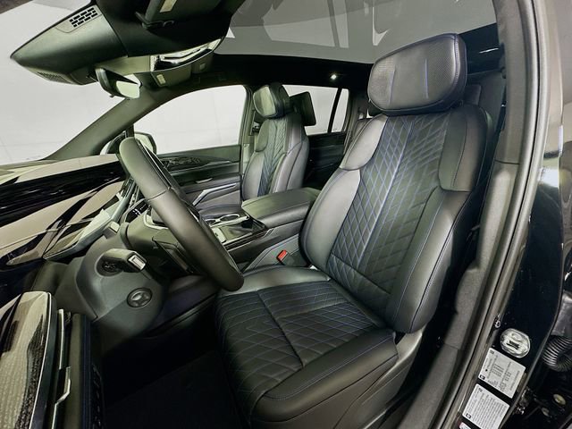 New 2025 Cadillac Escalade IQ Luxury 1 w/ Smart Trailering package image 14