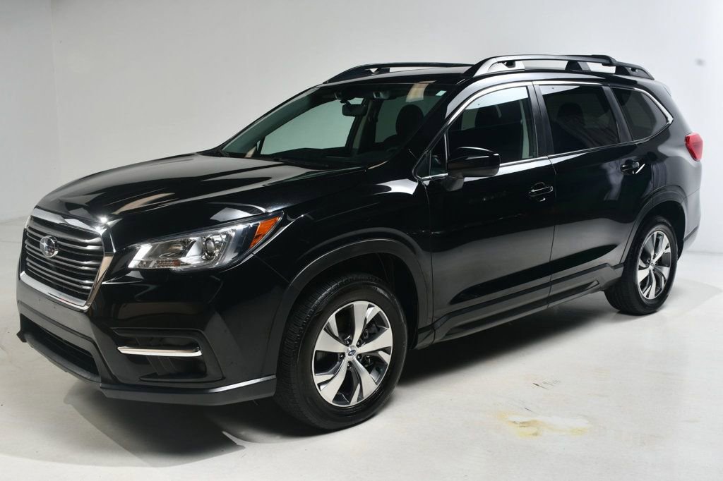 Used 2020 Subaru Ascent Premium w/ Convenience Package image 2