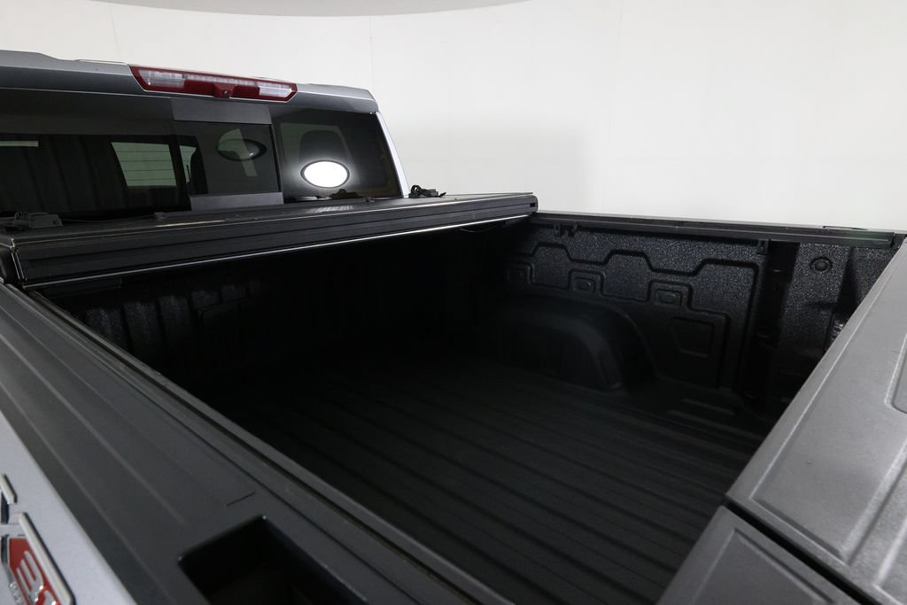 Used 2024 GMC Sierra 1500 Elevation w/ Elevation Premium Package AWD/4WD image 8